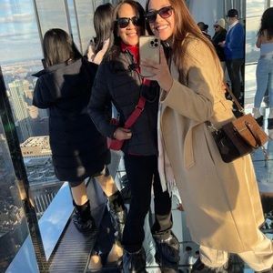 Meet your Posher, Monica